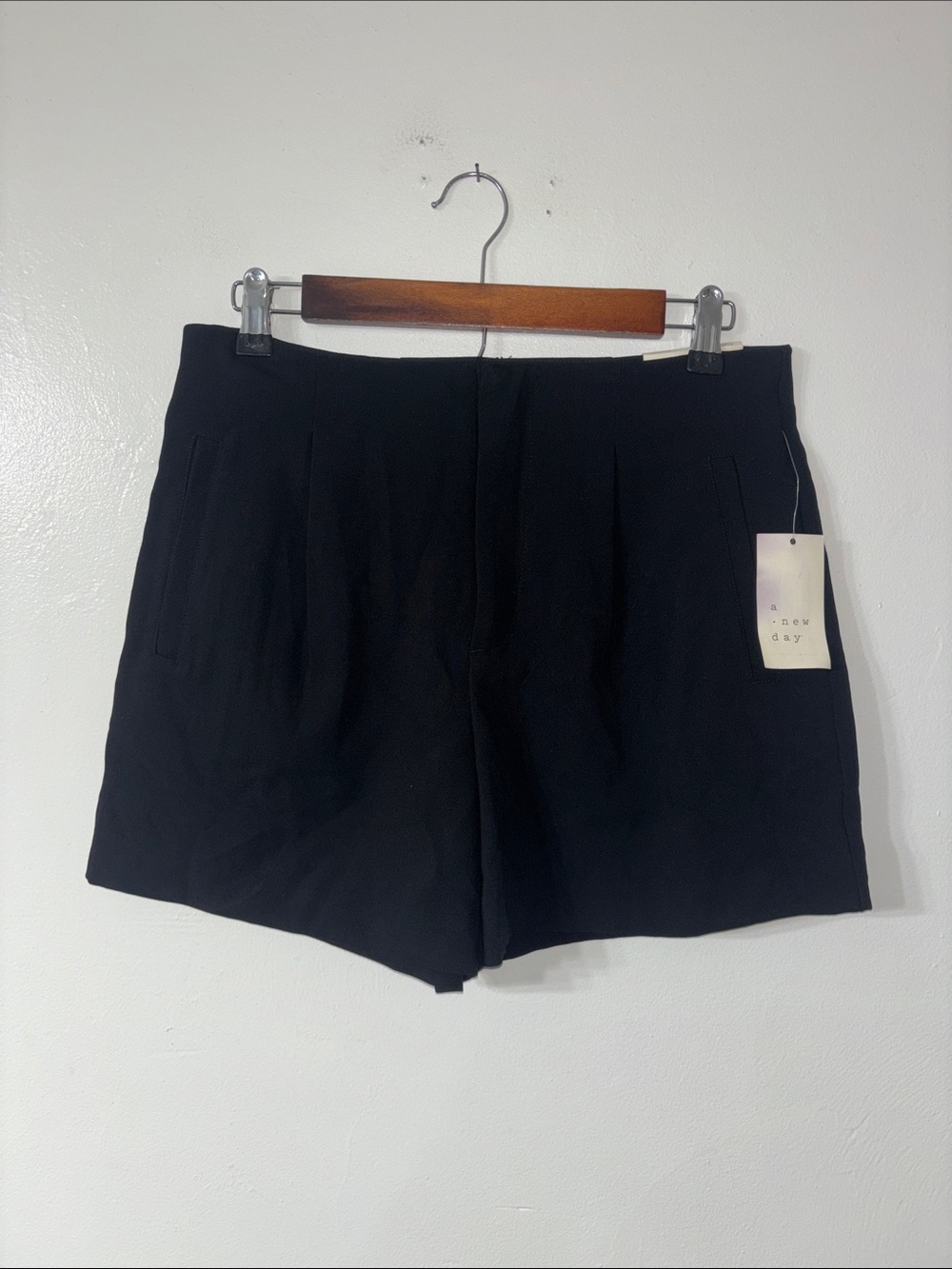 NWT A New Day Black 4” Tailored High-Rise Women's Shorts Stretch Size 6